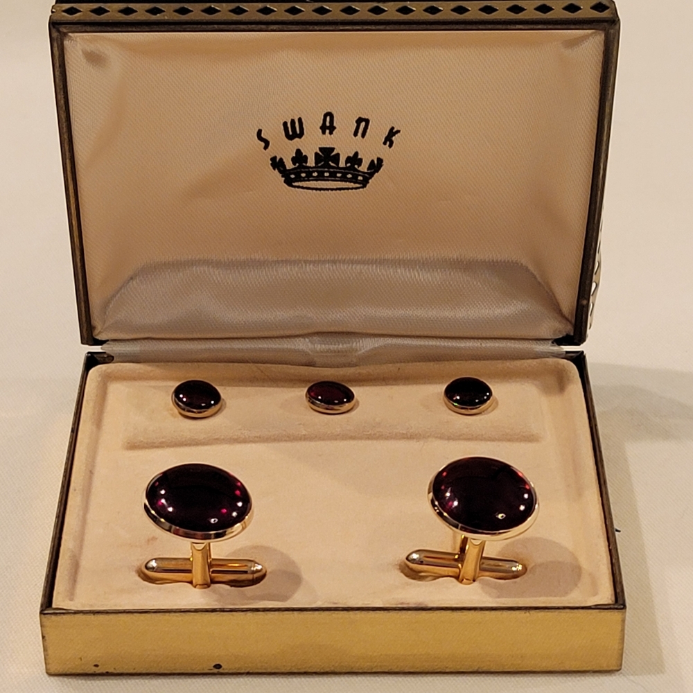 Swank vintege Gold and Purple stone Cufflinks Set